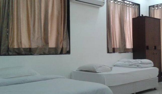 Hotel Purohit, Navsari 1